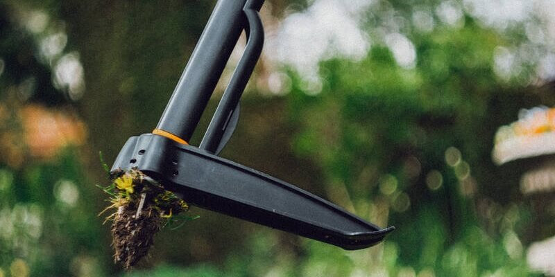 Корневидаляч Fiskars купити