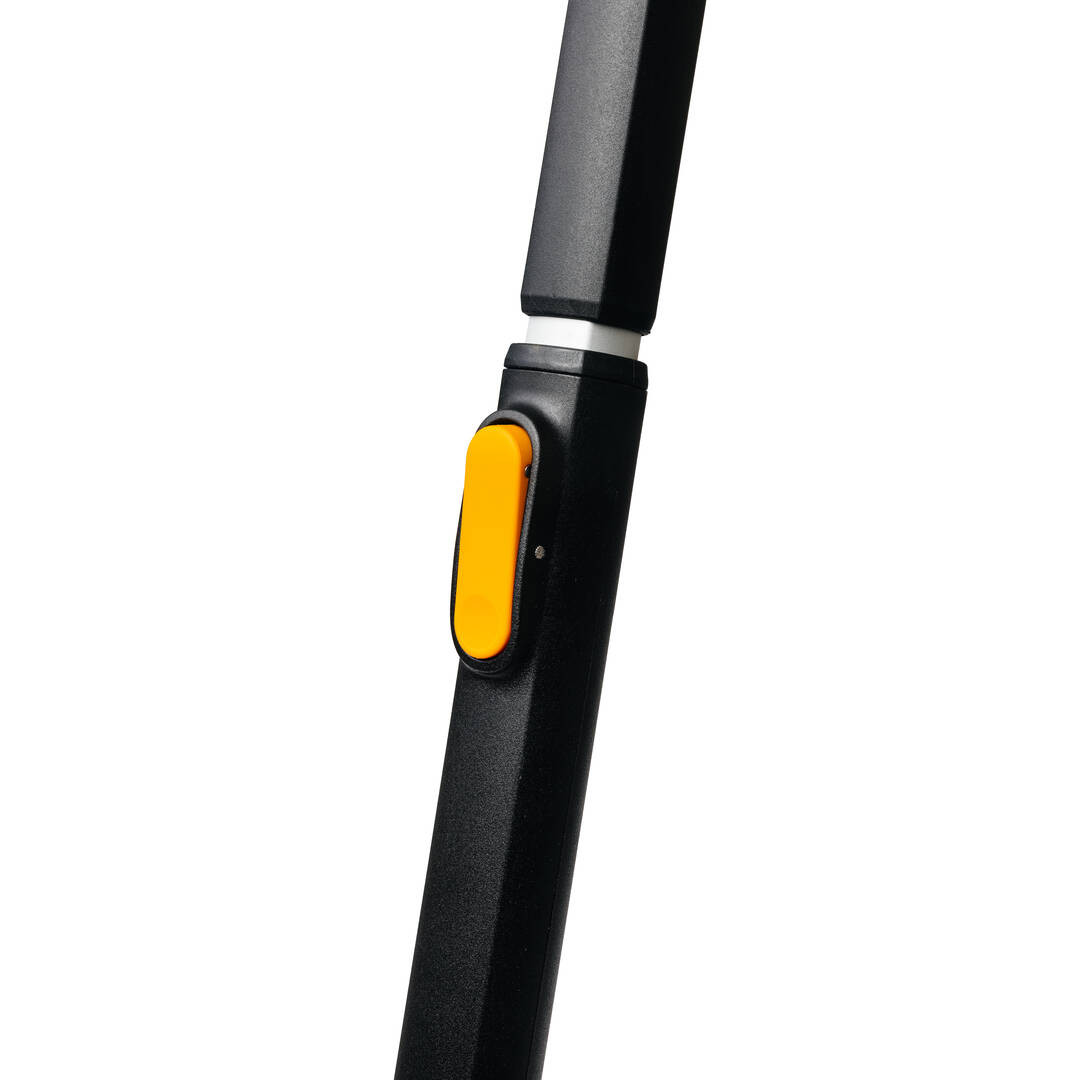 Купити Щітка-скребок телескопічна поворотна Fiskars X-series
